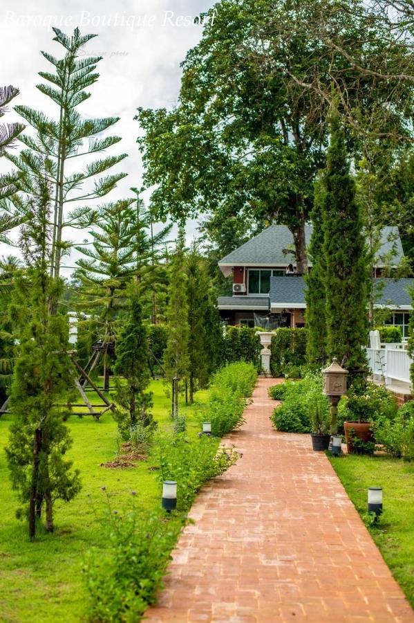 Baroque Boutique Resort Ranong Kültér fotó