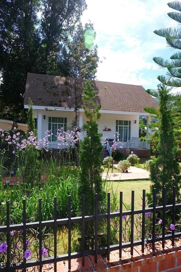 Baroque Boutique Resort Ranong Kültér fotó