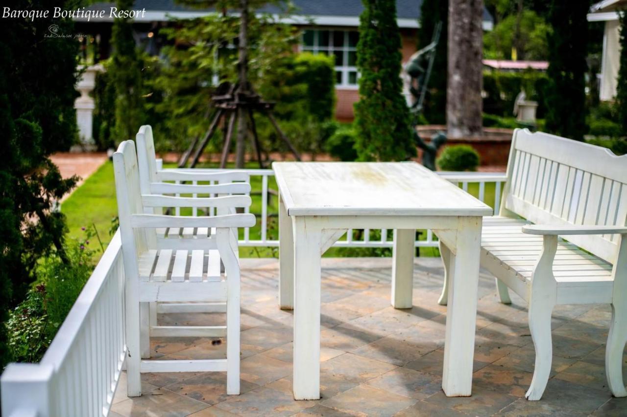 Baroque Boutique Resort Ranong Kültér fotó